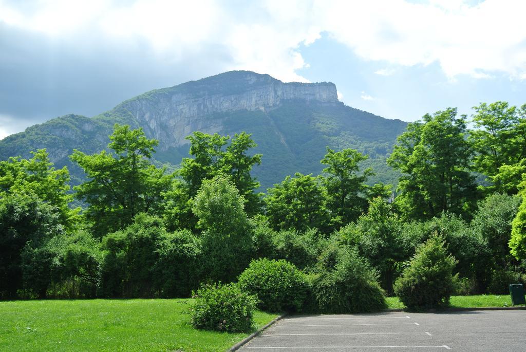 Ibis Budget Grenoble Voreppe Dış mekan fotoğraf